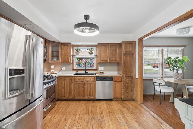 16729 Normandy Drive, Tinley Park, IL 60477