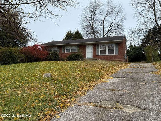 4915 Manslick Rd, Louisville, KY 40216