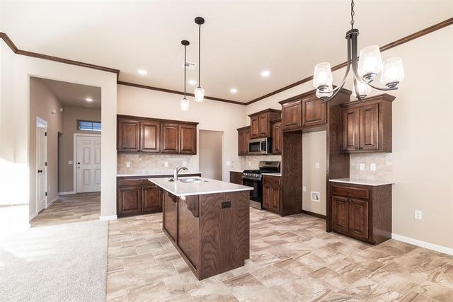 4524 Adobe Court, Yukon, OK 73099