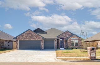 4524 Adobe Court, Yukon, OK 73099