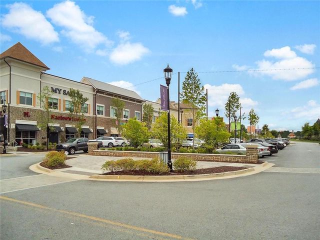 4067 Kingsley Park Court, Peachtree Corners, GA 30096
