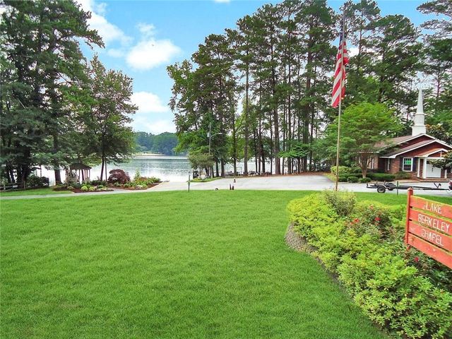 4067 Kingsley Park Court, Peachtree Corners, GA 30096