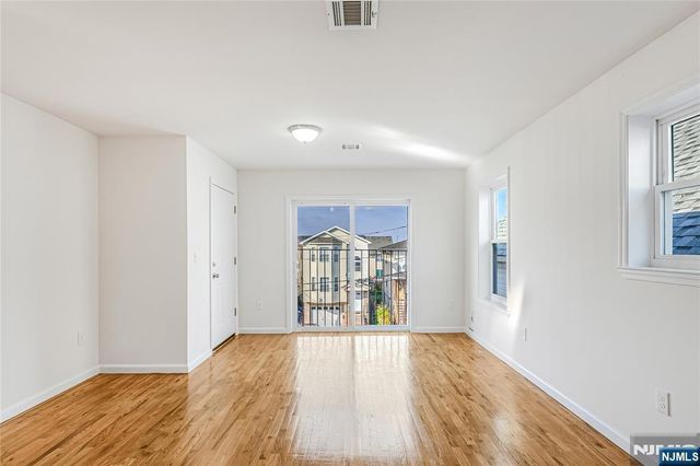 326 Magnolia Avenue, Elizabethport, NJ 07206