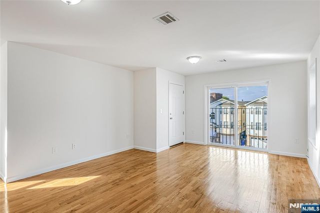 326 Magnolia Avenue, Elizabethport, NJ 07206