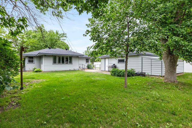 2900 115th Lane NW, Coon Rapids, MN 55433
