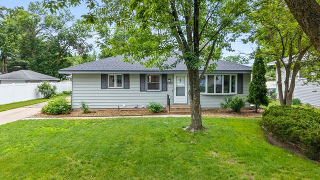 2900 115th Lane NW, Coon Rapids, MN 55433