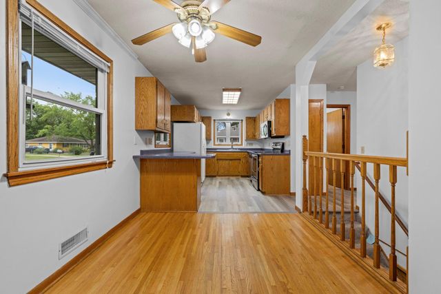 2900 115th Lane NW, Coon Rapids, MN 55433