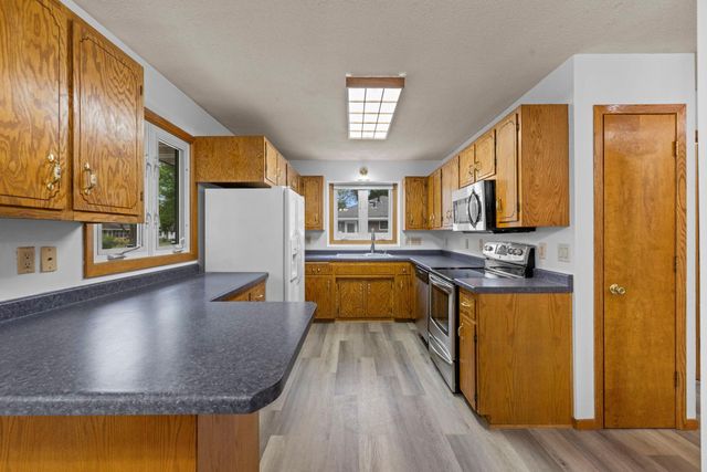 2900 115th Lane NW, Coon Rapids, MN 55433