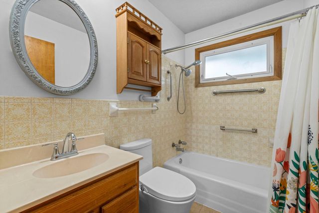 2900 115th Lane NW, Coon Rapids, MN 55433