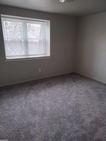 45547 Kensington Street, Utica, MI 48317