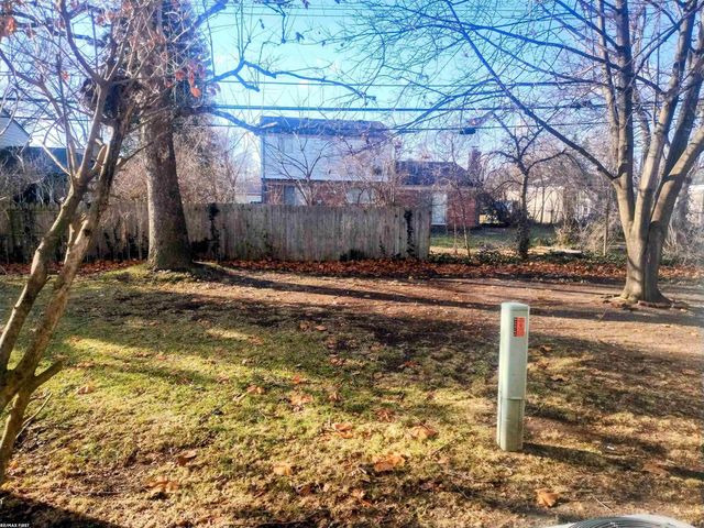 45547 Kensington Street, Utica, MI 48317