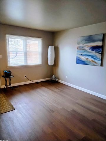 45547 Kensington Street, Utica, MI 48317