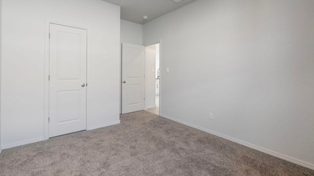 1502 Brillo Del Cielo Street NW, Los Lunas, NM 87031