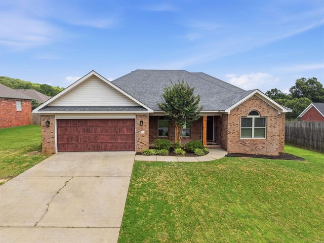 13 Jonathon Cove, Cabot, AR 72023