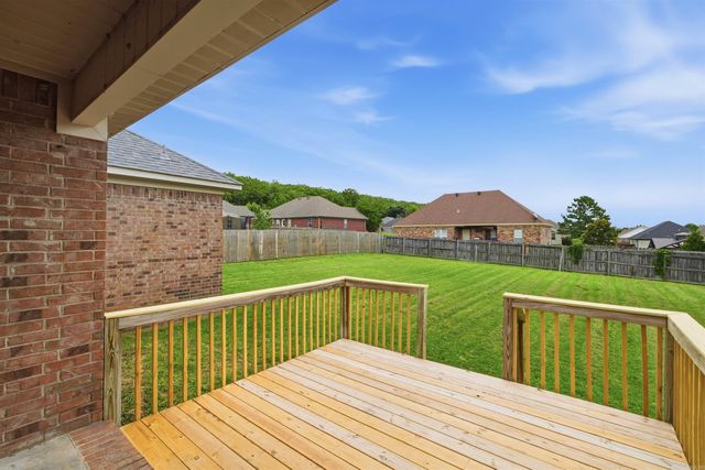 13 Jonathon Cove, Cabot, AR 72023