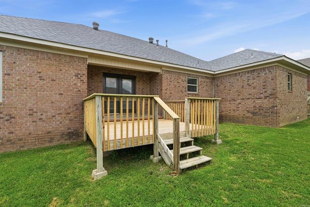 13 Jonathon Cove, Cabot, AR 72023