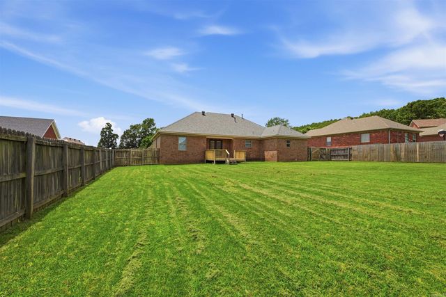 13 Jonathon Cove, Cabot, AR 72023