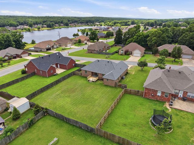 13 Jonathon Cove, Cabot, AR 72023