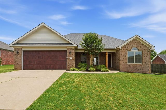 13 Jonathon Cove, Cabot, AR 72023