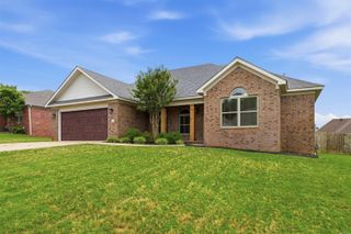 13 Jonathon Cove, Cabot, AR 72023