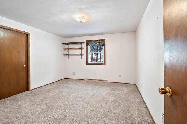 W6515 GREENVILLE DRIVE, Greenville, WI 54942