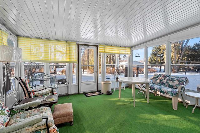 W6515 GREENVILLE DRIVE, Greenville, WI 54942