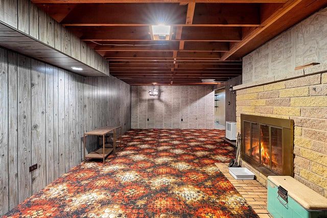 W6515 GREENVILLE DRIVE, Greenville, WI 54942