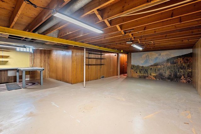 W6515 GREENVILLE DRIVE, Greenville, WI 54942