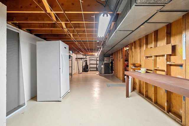 W6515 GREENVILLE DRIVE, Greenville, WI 54942