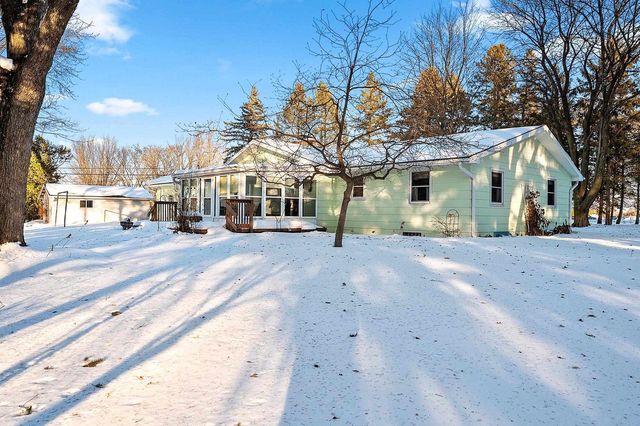 W6515 GREENVILLE DRIVE, Greenville, WI 54942