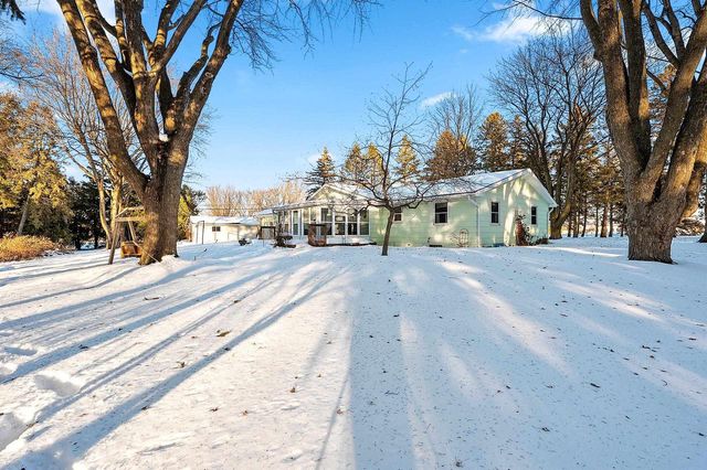 W6515 GREENVILLE DRIVE, Greenville, WI 54942