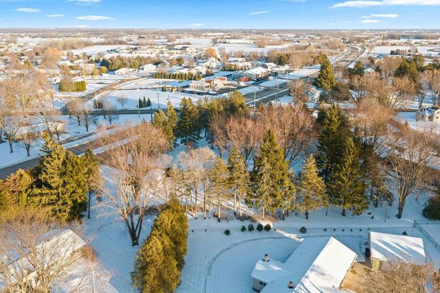 W6515 GREENVILLE DRIVE, Greenville, WI 54942