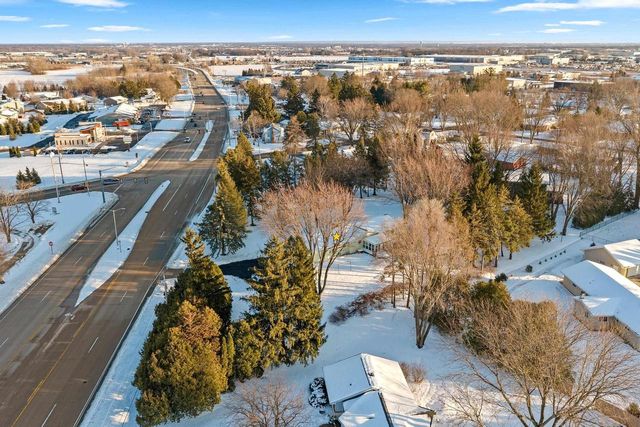 W6515 GREENVILLE DRIVE, Greenville, WI 54942