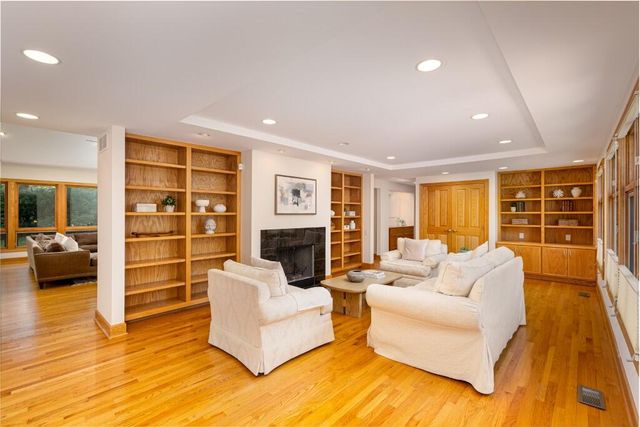2135 Tuomy Road, Ann Arbor, MI 48104