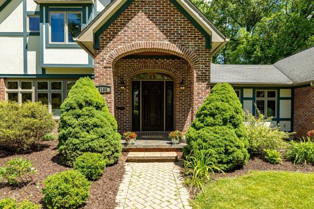 2135 Tuomy Road, Ann Arbor, MI 48104