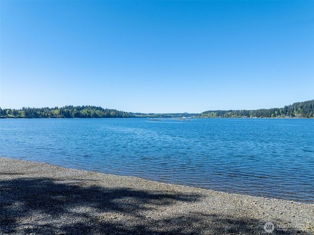 410 E Lone Fir Drive, Shelton, WA 98584