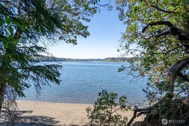 410 E Lone Fir Drive, Shelton, WA 98584
