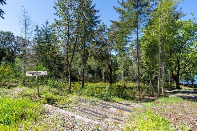 410 E Lone Fir Drive, Shelton, WA 98584