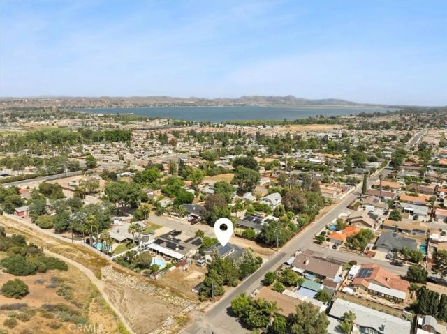 15070 Lancashire, Lake Elsinore, CA 92530