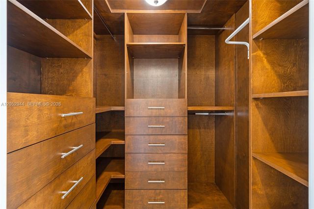 495 Brickell 5705, Miami, FL 33131