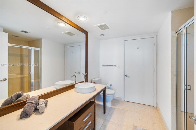 495 Brickell 5705, Miami, FL 33131