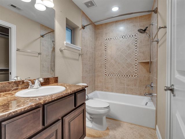 120 Bandera Creek Lane, Friendswood, TX 77546