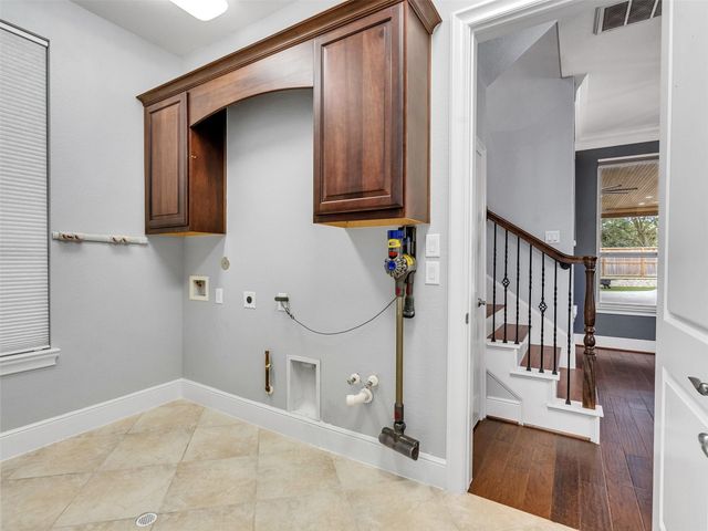 120 Bandera Creek Lane, Friendswood, TX 77546