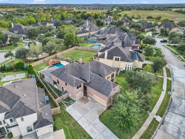 120 Bandera Creek Lane, Friendswood, TX 77546