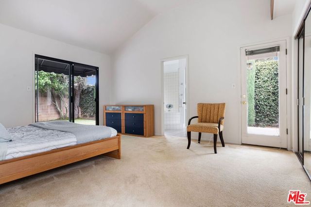 6221 Condon Avenue, Los Angeles, CA 90056