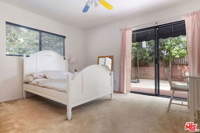 6221 Condon Avenue, Los Angeles, CA 90056