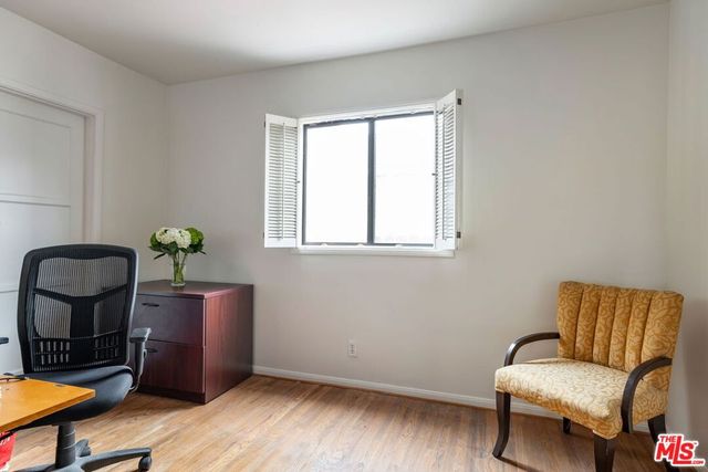 6221 Condon Avenue, Los Angeles, CA 90056