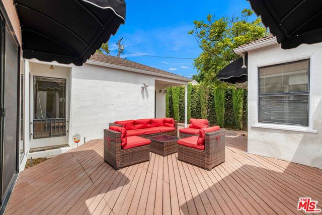 6221 Condon Avenue, Los Angeles, CA 90056