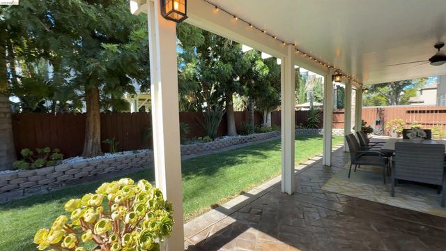 453 Emerson Court, Discovery Bay, CA 94505