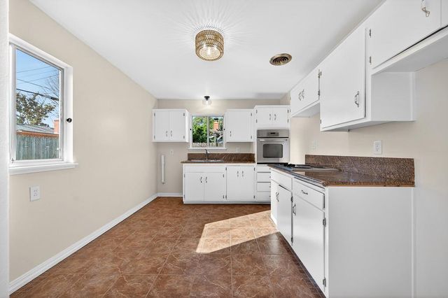 2914 Weston Way, Rancho Cordova, CA 95670